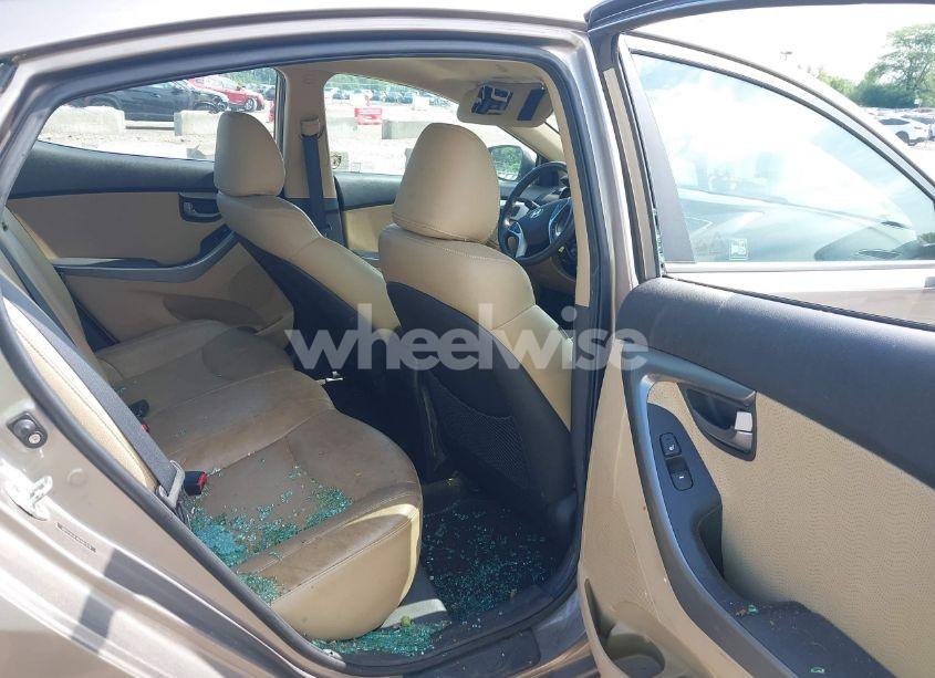 Photo 8 of 2011 Hyundai Elantra LIMITED (VIN 5NPDH4AE4BH001279)