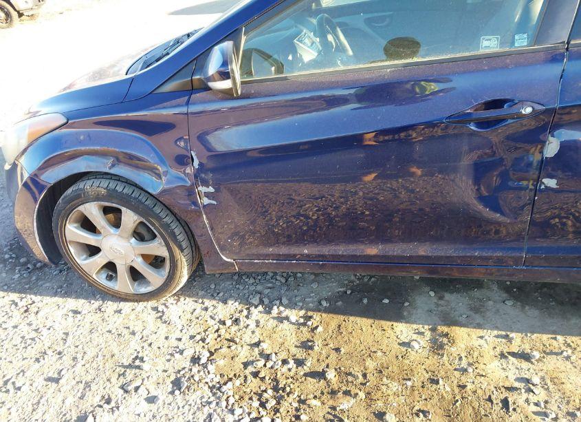 Photo 6 of 2011 Hyundai Elantra LIMITED (VIN 5NPDH4AE4BH019667)