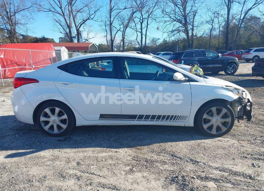Photo 12 of 2011 Hyundai Elantra LIMITED (VIN 5NPDH4AE4BH039532)