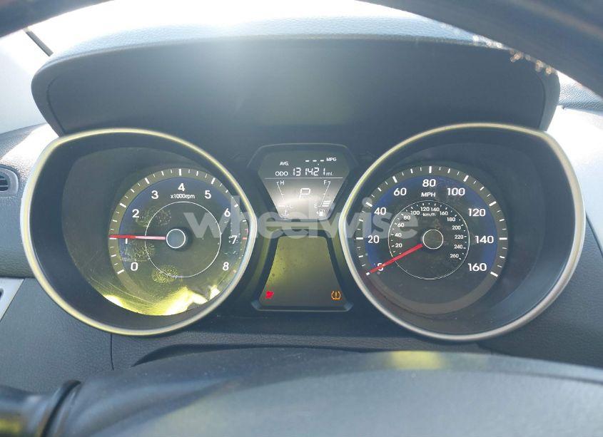 Photo 7 of 2011 Hyundai Elantra LIMITED (VIN 5NPDH4AE4BH039532)