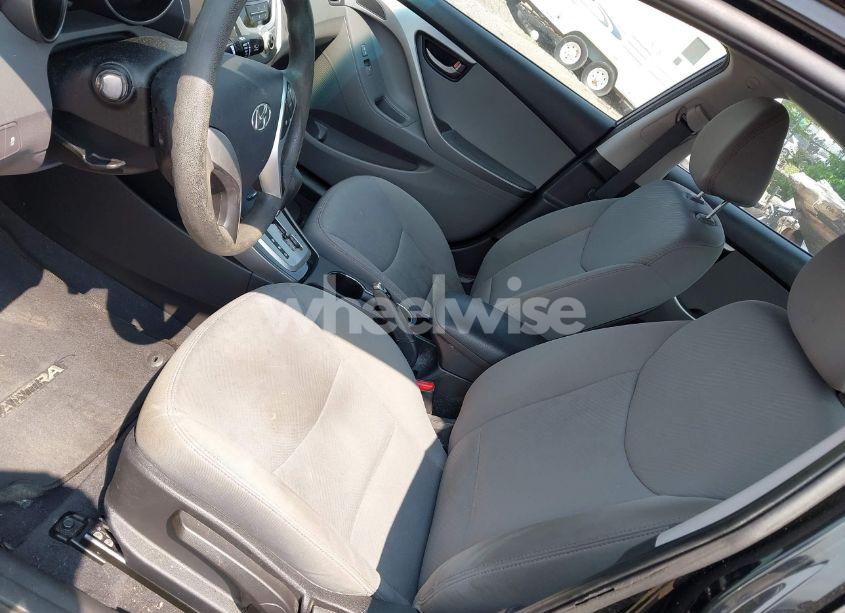 Photo 15 of 2012 Hyundai Elantra GLS (VIN 5NPDH4AE4CH068580)