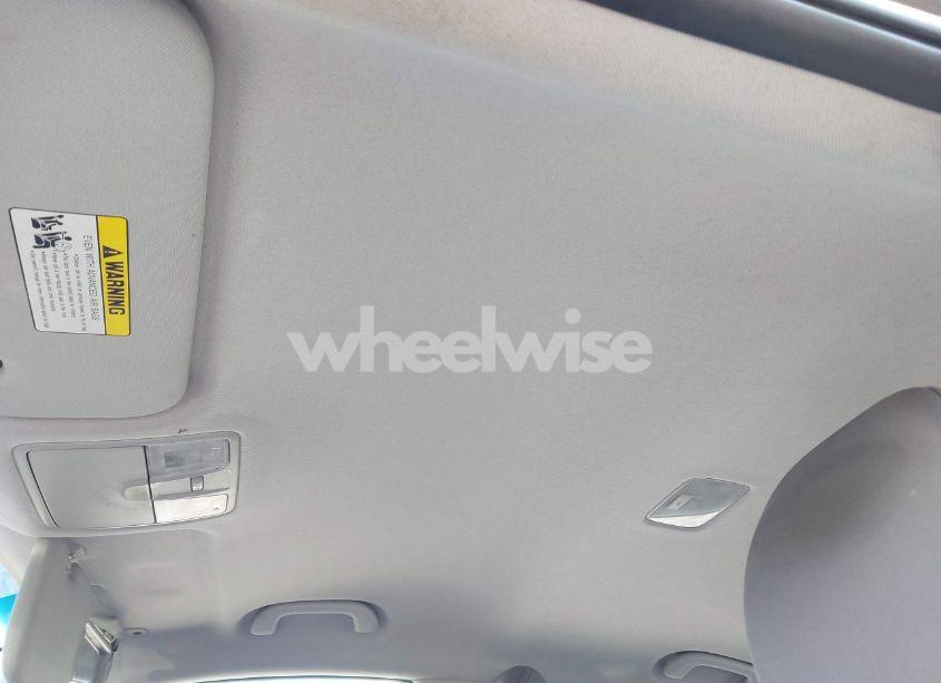 Photo 16 of 2012 Hyundai Elantra GLS (VIN 5NPDH4AE4CH068580)