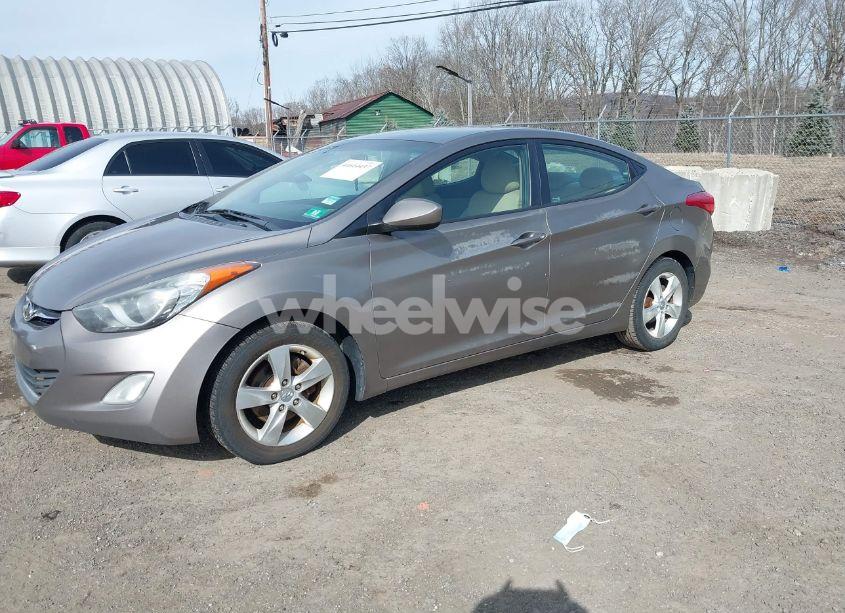 Photo 2 of 2012 Hyundai Elantra GLS (VIN 5NPDH4AE4CH093270)