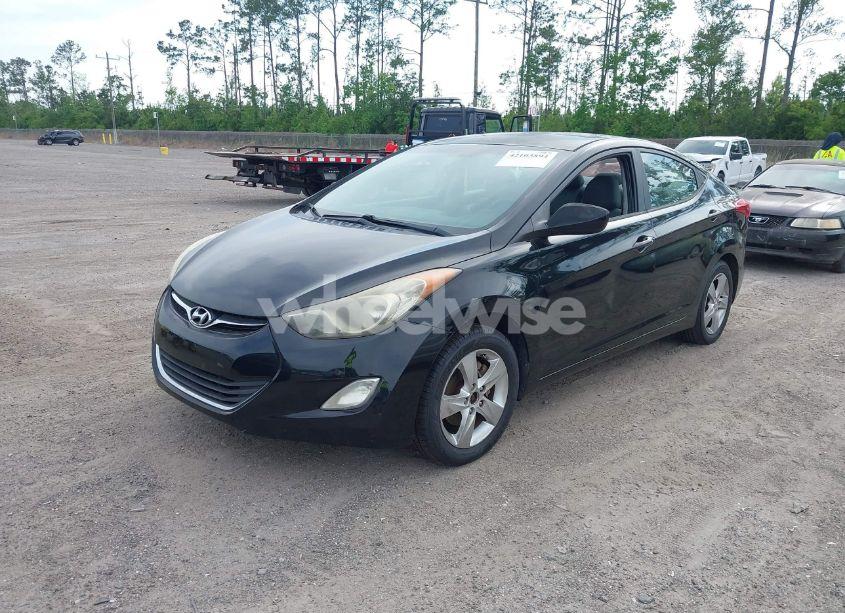 Photo 2 of 2012 Hyundai Elantra GLS (VIN 5NPDH4AE4CH095553)