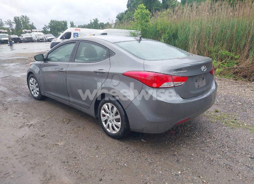 Photo 3 of 2012 Hyundai Elantra GLS (VIN 5NPDH4AE4CH103330)