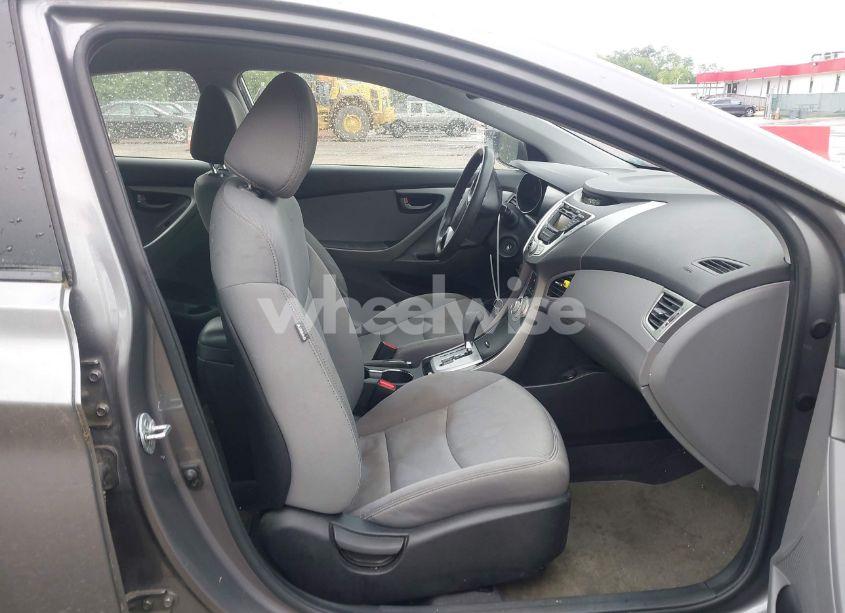Photo 5 of 2012 Hyundai Elantra GLS (VIN 5NPDH4AE4CH103330)