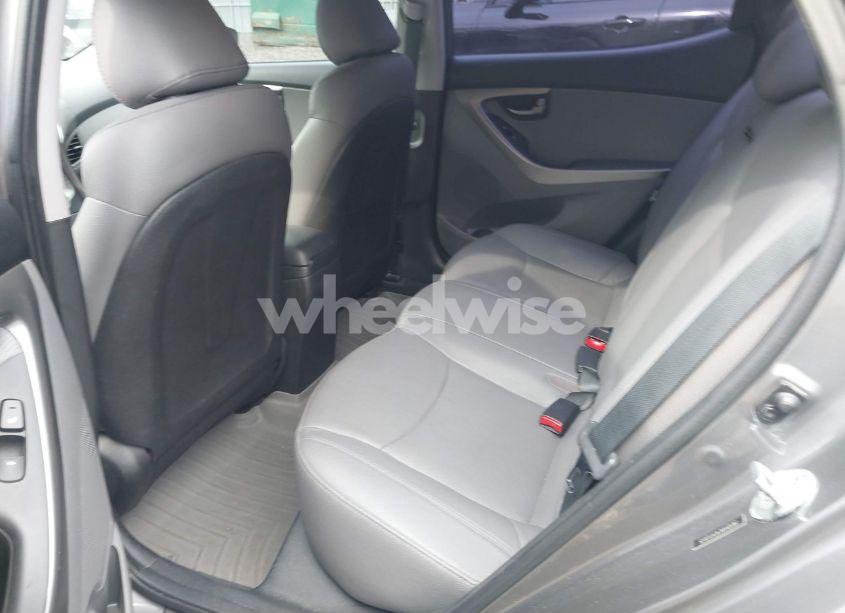 Photo 8 of 2012 Hyundai Elantra LIMITED (VIN 5NPDH4AE4CH112075)