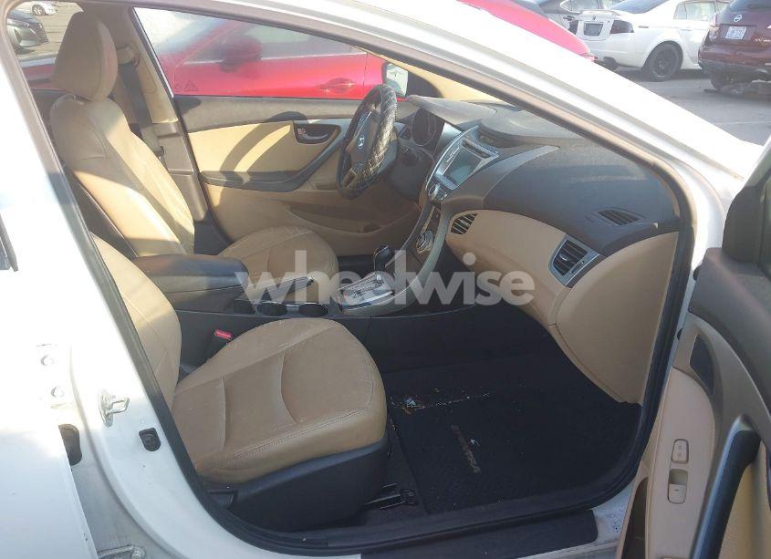 Photo 5 of 2012 Hyundai Elantra LIMITED (VIN 5NPDH4AE4CH118507)
