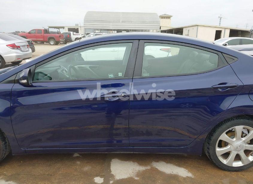 Photo 14 of 2012 Hyundai Elantra LIMITED (VIN 5NPDH4AE4CH132942)