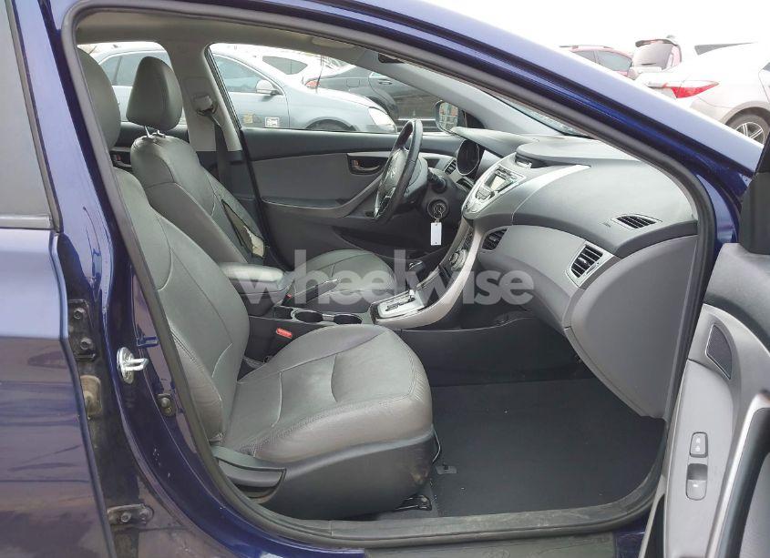 Photo 5 of 2012 Hyundai Elantra LIMITED (VIN 5NPDH4AE4CH132942)