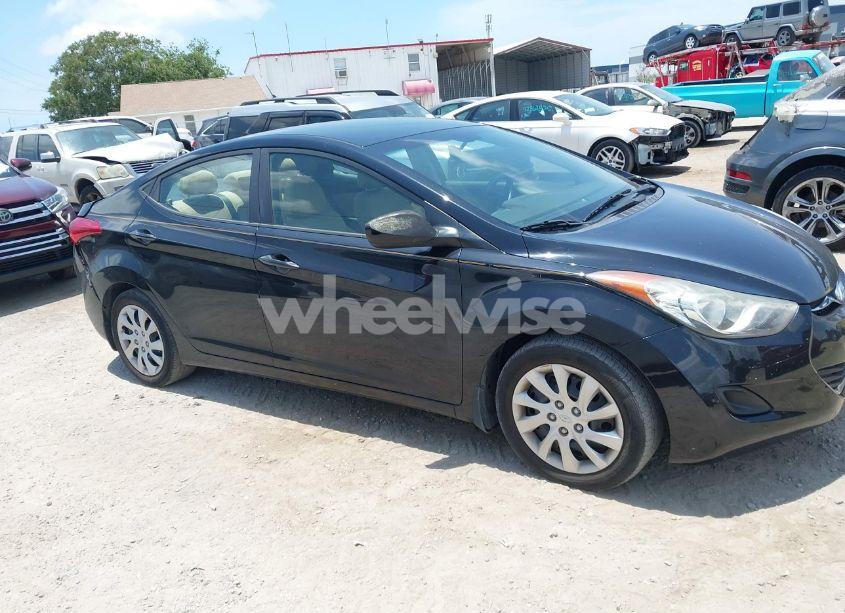 Photo 13 of 2012 Hyundai Elantra GLS (VIN 5NPDH4AE4CH150762)