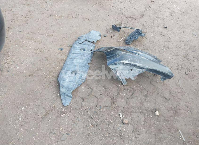 Photo 12 of 2013 Hyundai Elantra LIMITED (VIN 5NPDH4AE4DH168213)