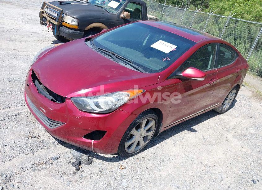 Photo 2 of 2013 Hyundai Elantra LIMITED (VIN 5NPDH4AE4DH174710)