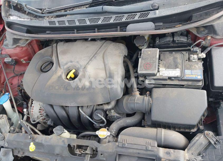 Photo 10 of 2013 Hyundai Elantra LIMITED (VIN 5NPDH4AE4DH175212)