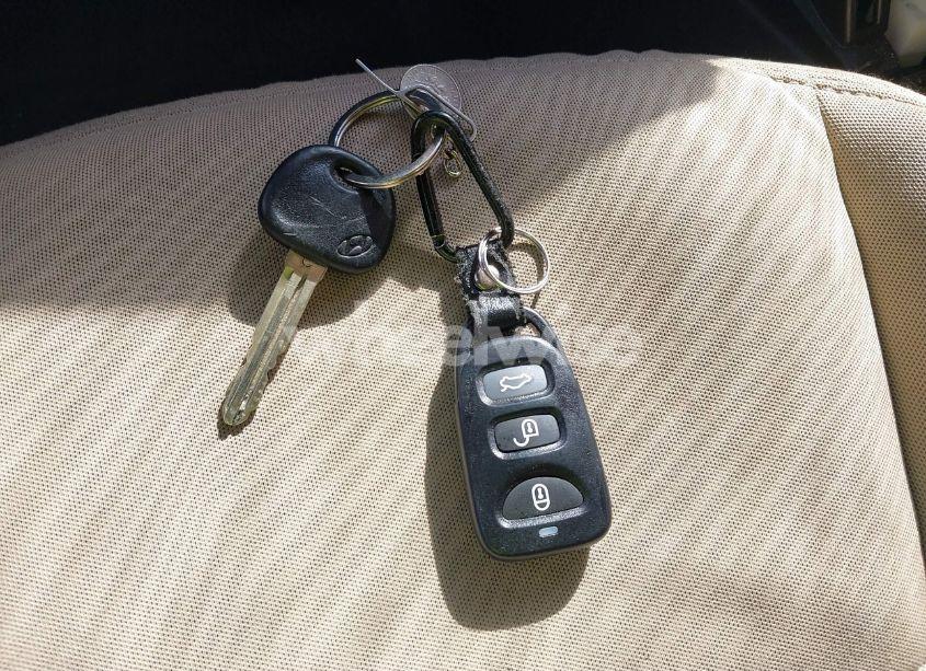 Photo 11 of 2013 Hyundai Elantra GLS (VIN 5NPDH4AE4DH179163)