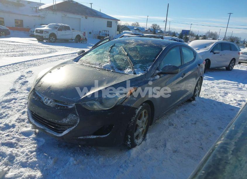 Photo 2 of 2013 Hyundai Elantra GLS (VIN 5NPDH4AE4DH211741)