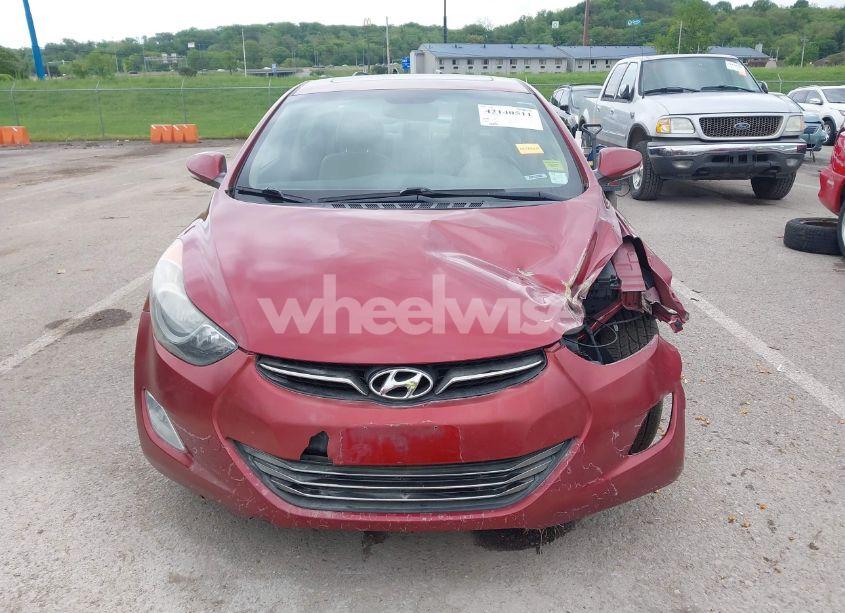 Photo 12 of 2013 Hyundai Elantra LIMITED (VIN 5NPDH4AE4DH211786)