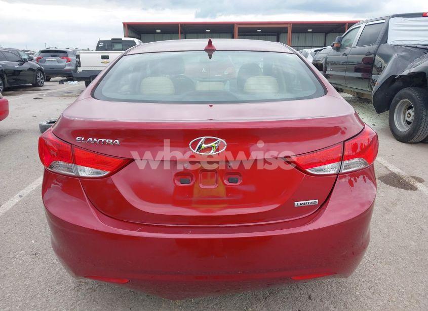 Photo 16 of 2013 Hyundai Elantra LIMITED (VIN 5NPDH4AE4DH211786)