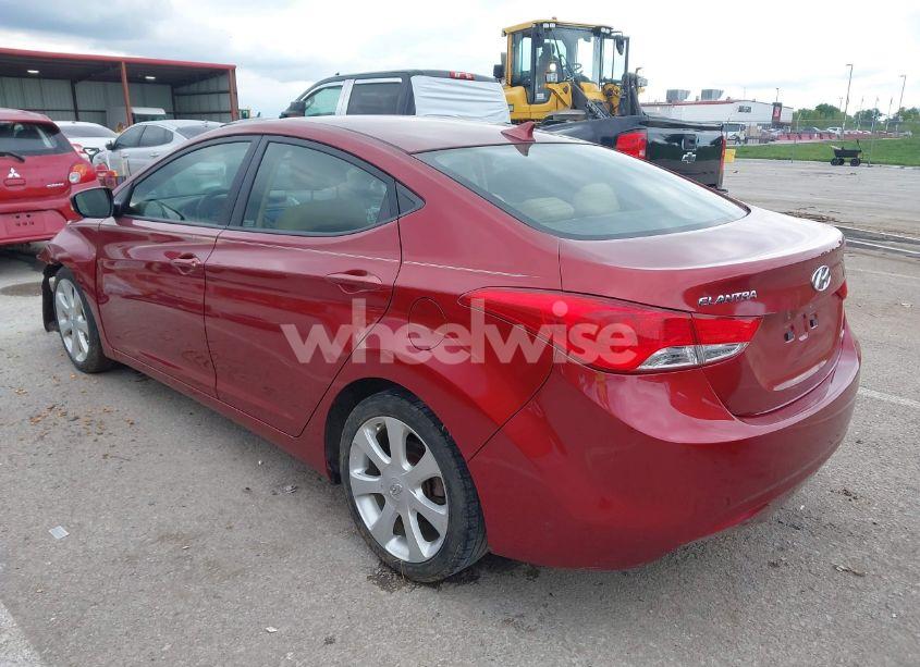 Photo 3 of 2013 Hyundai Elantra LIMITED (VIN 5NPDH4AE4DH211786)
