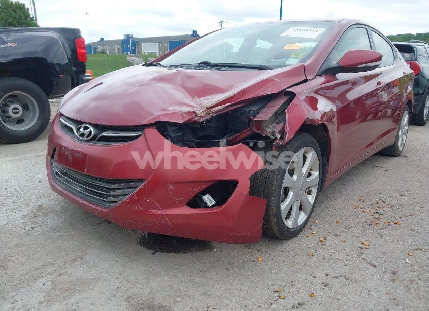 Photo 6 of 2013 Hyundai Elantra LIMITED (VIN 5NPDH4AE4DH211786)