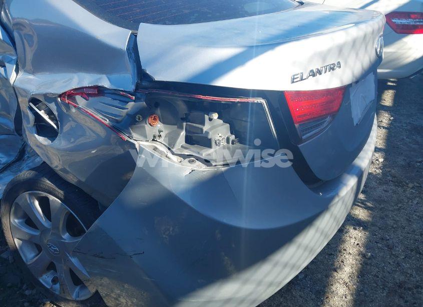 Photo 6 of 2013 Hyundai Elantra LIMITED (VIN 5NPDH4AE4DH216440)