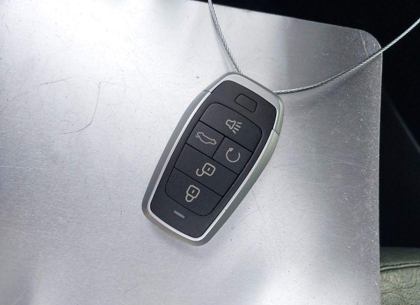 Photo 11 of 2013 Hyundai Elantra LIMITED (VIN 5NPDH4AE4DH219046)