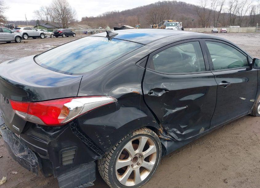 Photo 6 of 2013 Hyundai Elantra LIMITED (VIN 5NPDH4AE4DH219046)