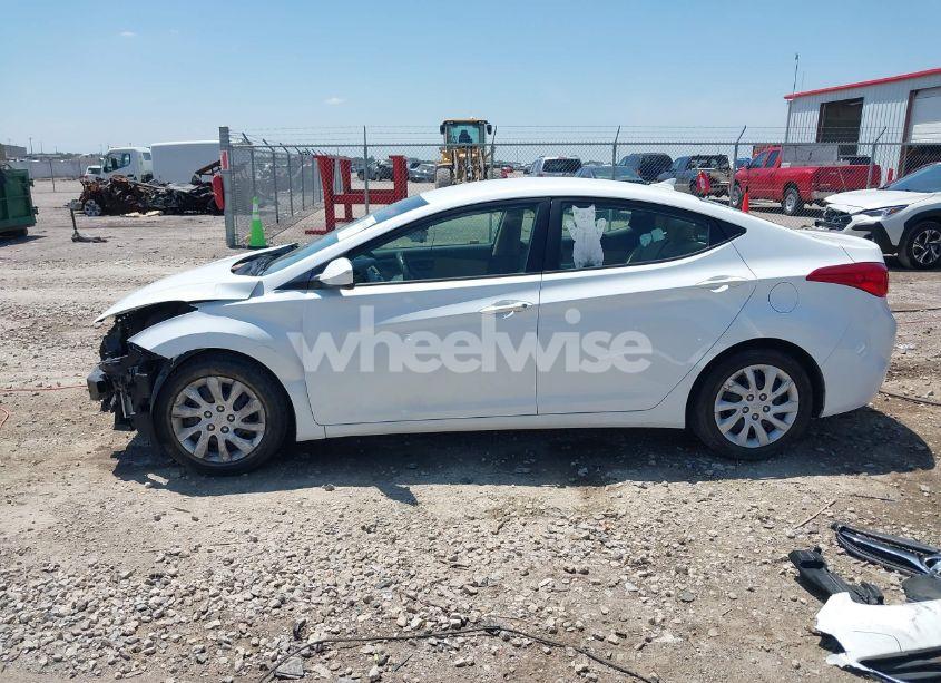 Photo 15 of 2013 Hyundai Elantra GLS/LIMITED (VIN 5NPDH4AE4DH222268)