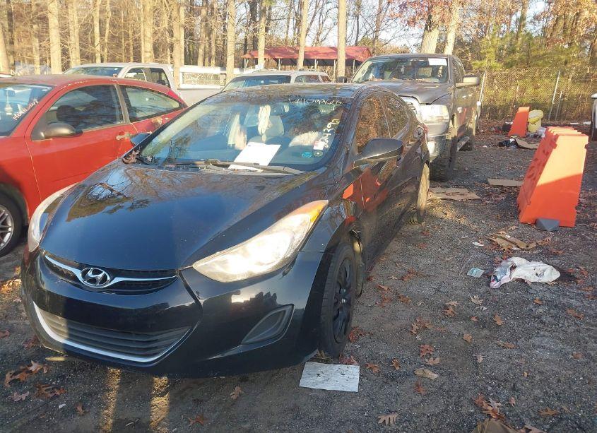 Photo 2 of 2013 Hyundai Elantra GLS (VIN 5NPDH4AE4DH224392)