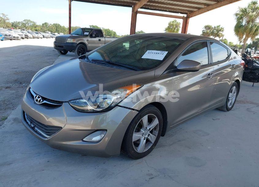 Photo 2 of 2013 Hyundai Elantra GLS (VIN 5NPDH4AE4DH225056)