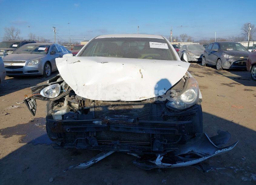 Photo 11 of 2013 Hyundai Elantra GLS (VIN 5NPDH4AE4DH225770)