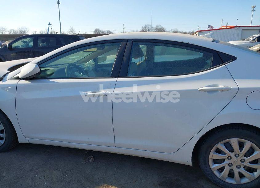 Photo 13 of 2013 Hyundai Elantra GLS (VIN 5NPDH4AE4DH225770)