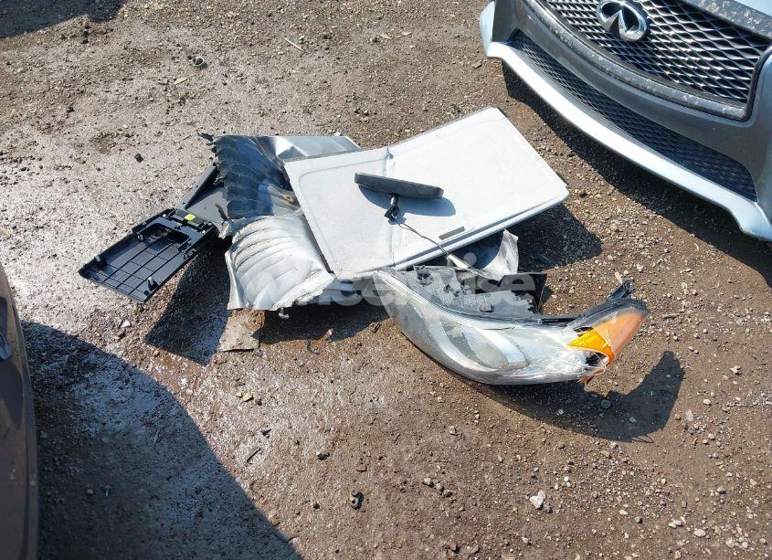 Photo 12 of 2013 Hyundai Elantra LIMITED (VIN 5NPDH4AE4DH231455)