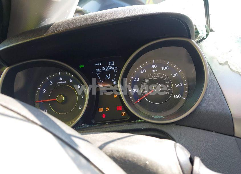 Photo 7 of 2013 Hyundai Elantra LIMITED (VIN 5NPDH4AE4DH231455)