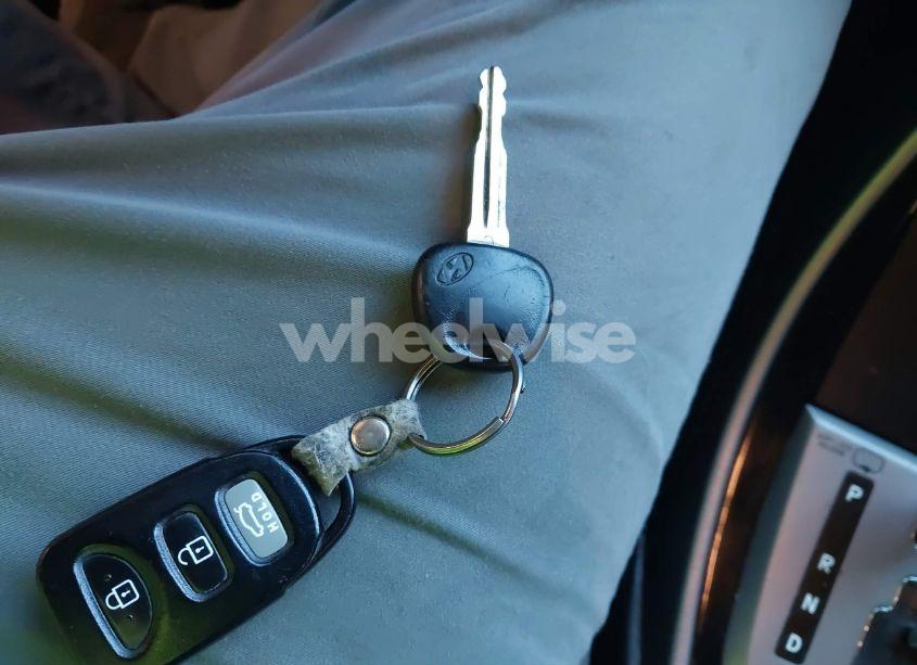 Photo 11 of 2013 Hyundai Elantra GLS (VIN 5NPDH4AE4DH236882)