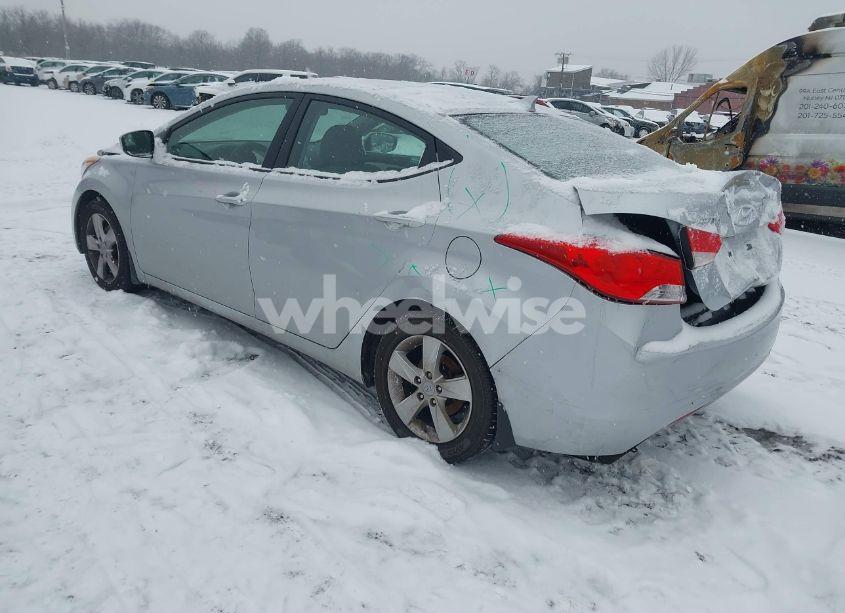 Photo 3 of 2013 Hyundai Elantra GLS (VIN 5NPDH4AE4DH238762)