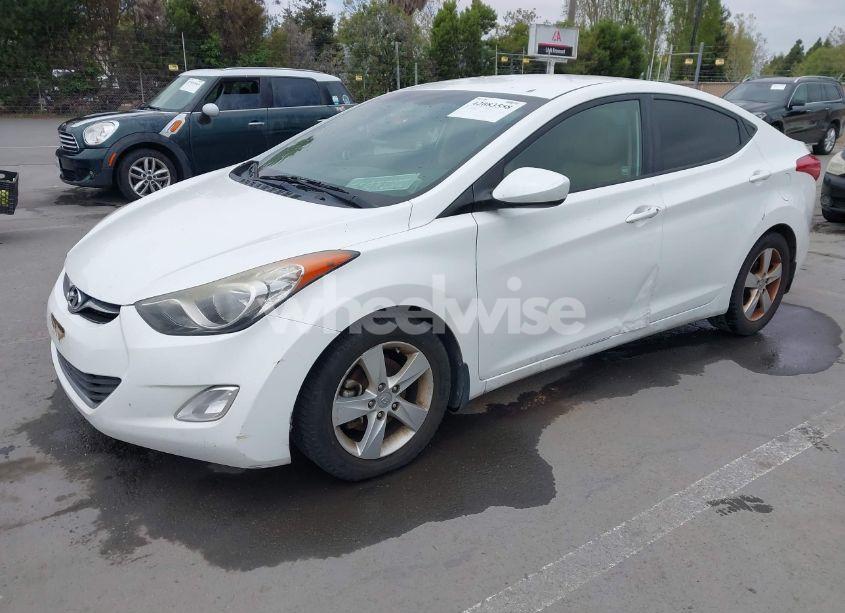Photo 2 of 2013 Hyundai Elantra GLS (VIN 5NPDH4AE4DH253603)