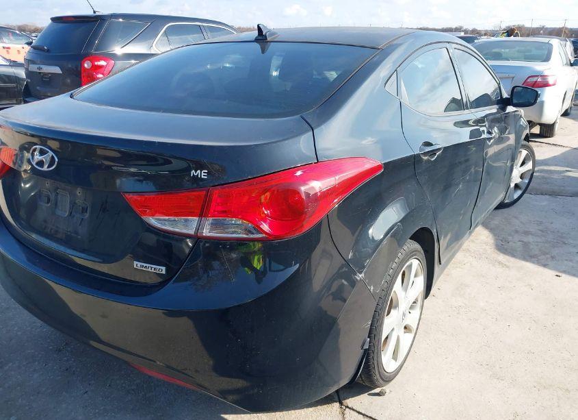 Photo 4 of 2013 Hyundai Elantra LIMITED (VIN 5NPDH4AE4DH261099)