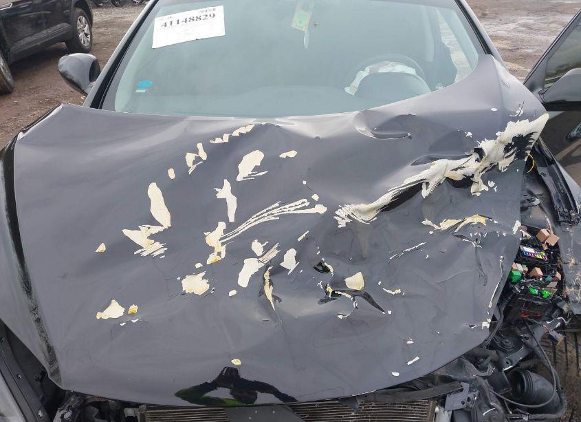 Photo 10 of 2013 Hyundai Elantra GLS (VIN 5NPDH4AE4DH273947)