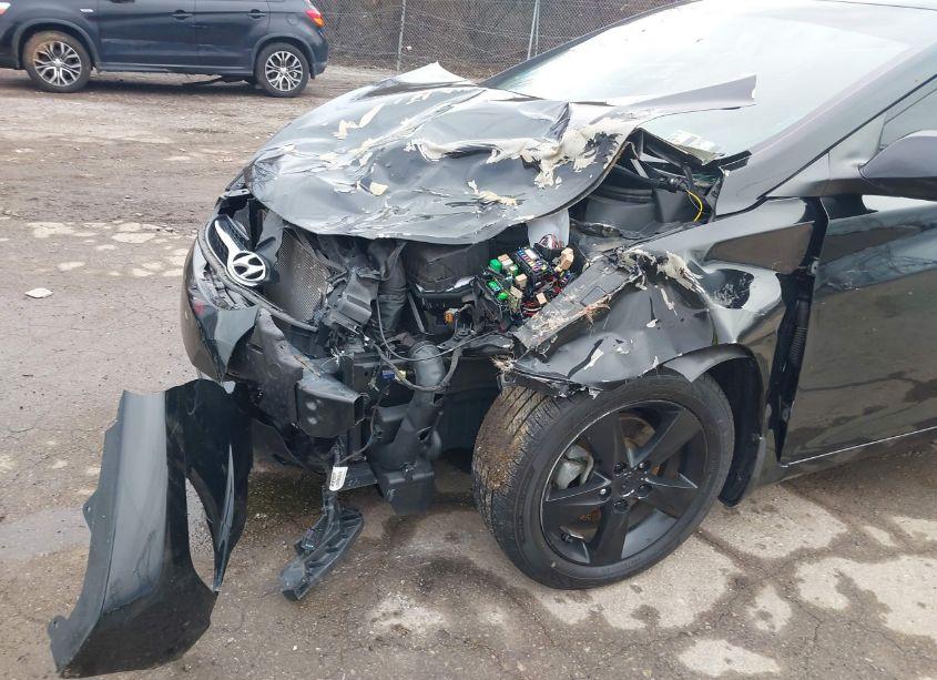 Photo 6 of 2013 Hyundai Elantra GLS (VIN 5NPDH4AE4DH273947)