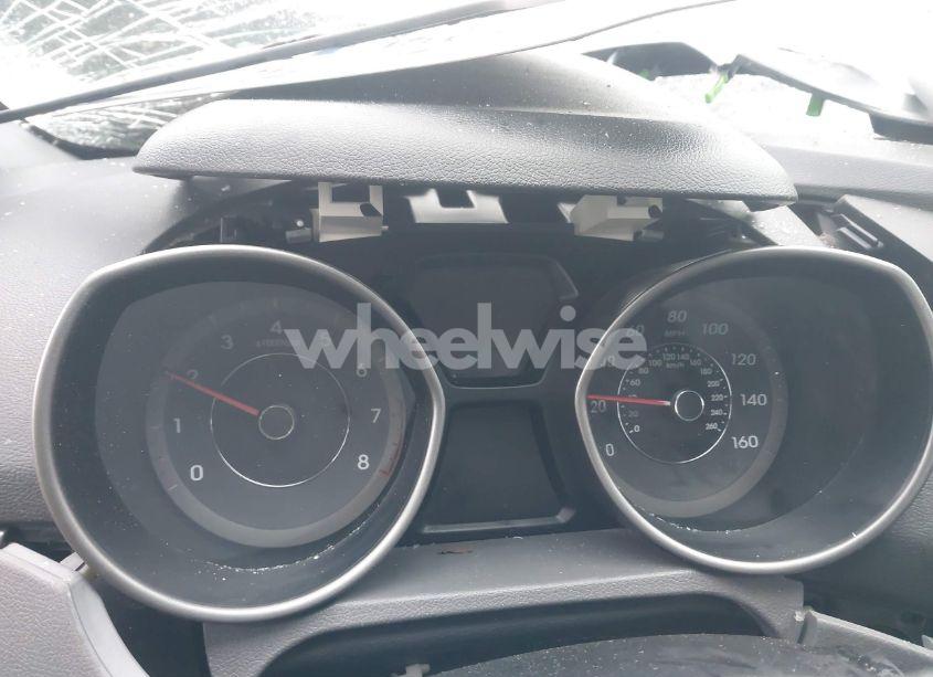 Photo 7 of 2013 Hyundai Elantra GLS (VIN 5NPDH4AE4DH274970)