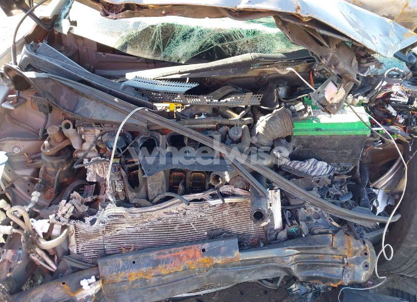 Photo 10 of 2013 Hyundai Elantra GLS (VIN 5NPDH4AE4DH276511)