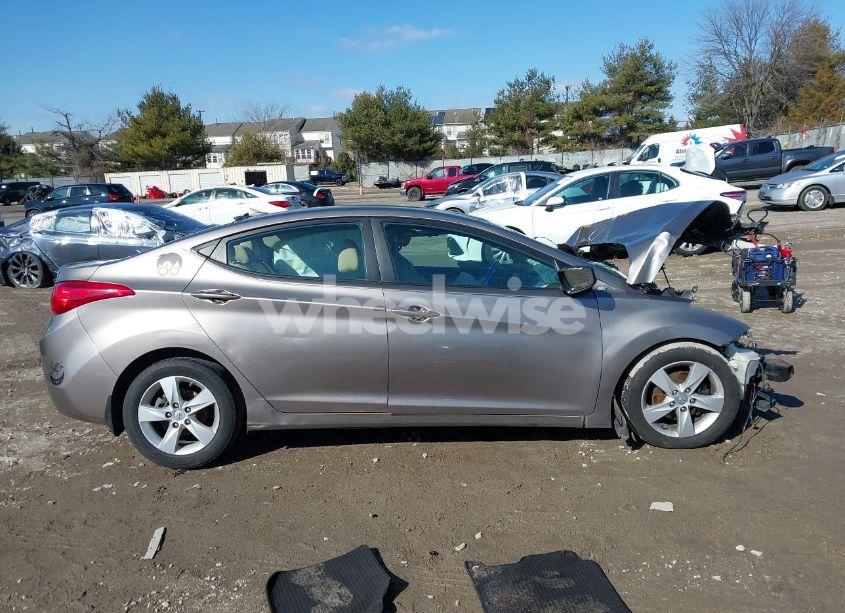 Photo 13 of 2013 Hyundai Elantra GLS (VIN 5NPDH4AE4DH276511)