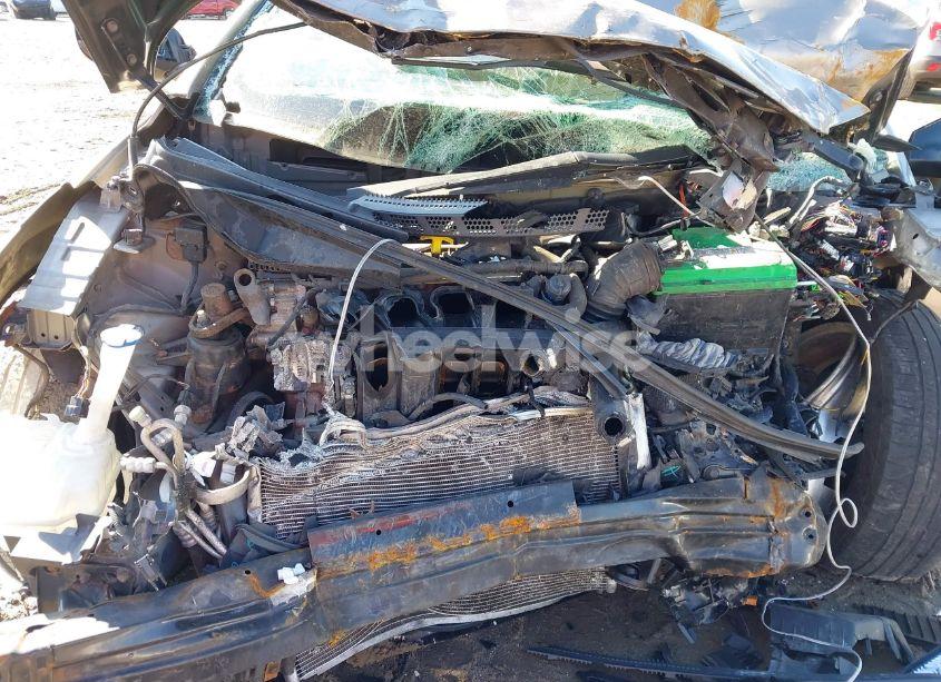 Photo 6 of 2013 Hyundai Elantra GLS (VIN 5NPDH4AE4DH276511)