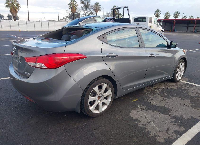 Photo 4 of 2013 Hyundai Elantra LIMITED (VIN 5NPDH4AE4DH276945)