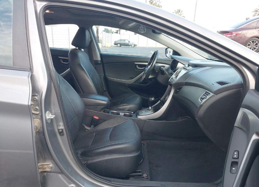 Photo 5 of 2013 Hyundai Elantra LIMITED (VIN 5NPDH4AE4DH276945)