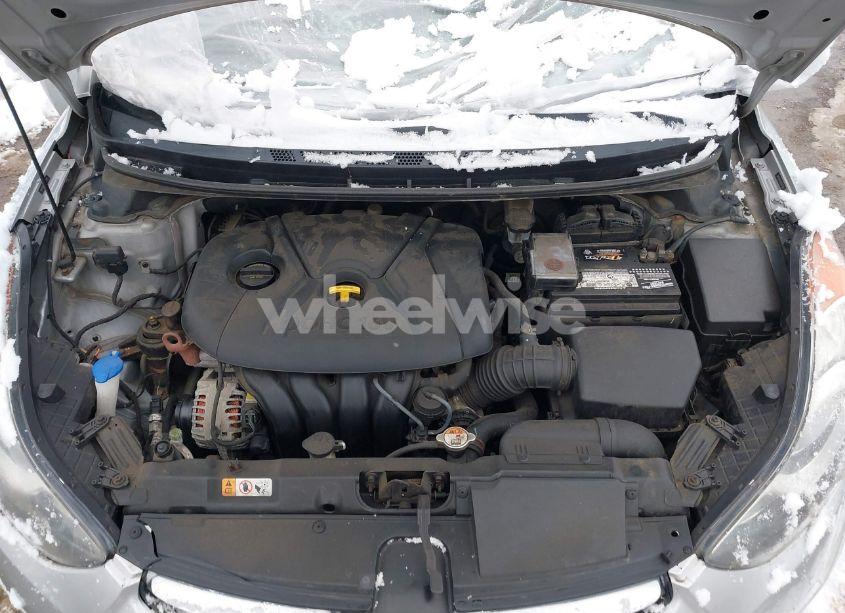 Photo 10 of 2013 Hyundai Elantra GLS (VIN 5NPDH4AE4DH287718)