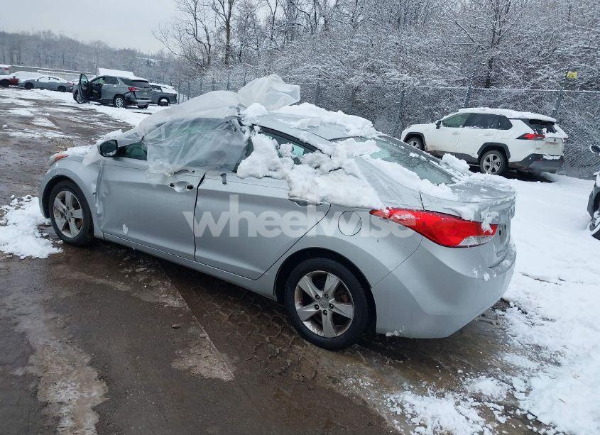 Photo 3 of 2013 Hyundai Elantra GLS (VIN 5NPDH4AE4DH287718)