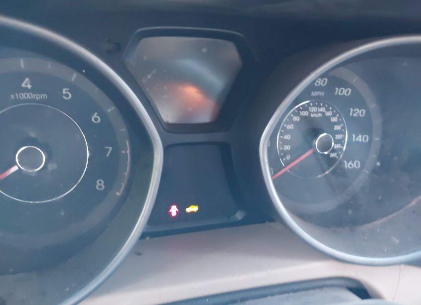 Photo 15 of 2013 Hyundai Elantra LIMITED (VIN 5NPDH4AE4DH296600)