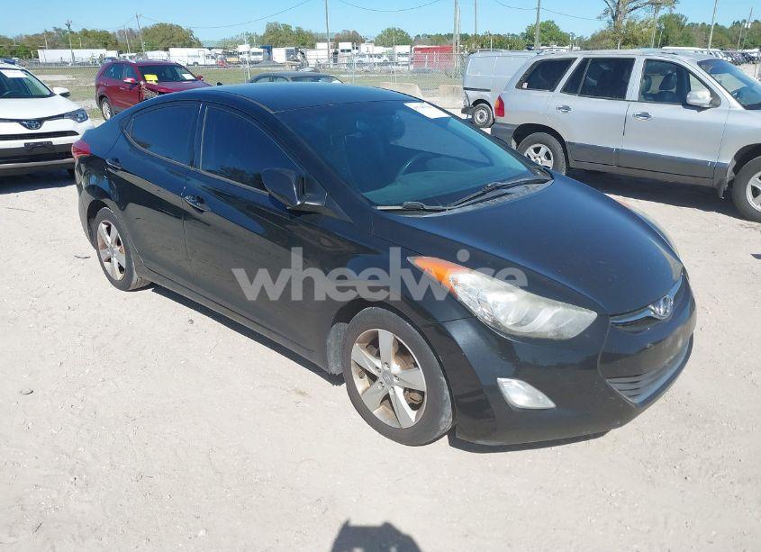 2013 Hyundai Elantra GLS (VIN 5NPDH4AE4DH302010) main photo